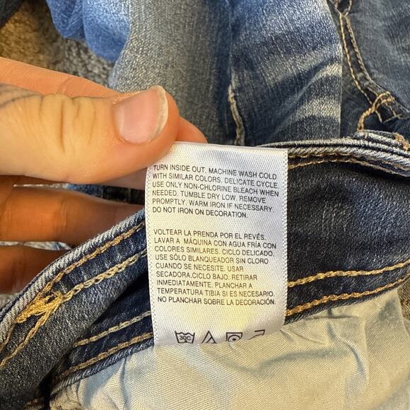 WallFlower Jeans The Luscious Curvy Fit Women's 5 Short Denim Blue Regular Pants - Picture 10 of 14